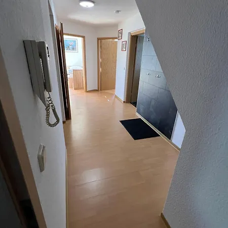 Neue Fuer 4 Erw U.2 Ki